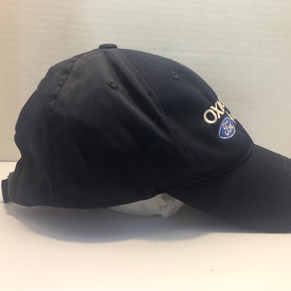 Black Cap - Picture 4 of 5